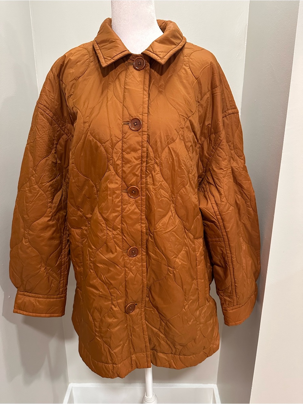 Madewell Quilted Puffer Jacket in Rust. Size XL. - Picture 3 of 14